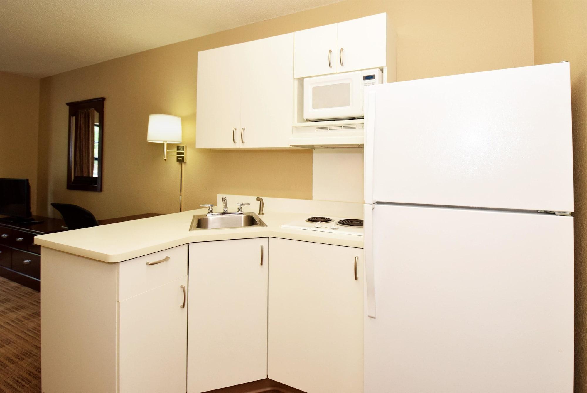 Extended Stay America Select Suites - Austin - Northwest - Lakeline Mall Exterior photo